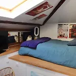 Loft style condo 4 people in central&trendy Paris