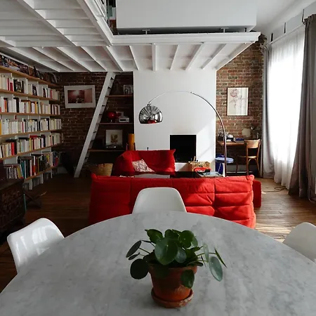 Loft Style 4 People In And Trendy *